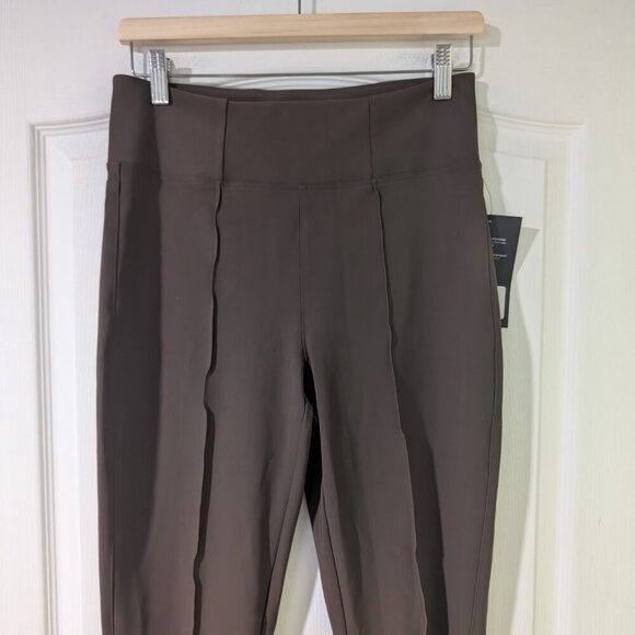 NWT epoque evolution | Jet Set Flare In Dark Brown (Size 6) - Picture 7 of 12